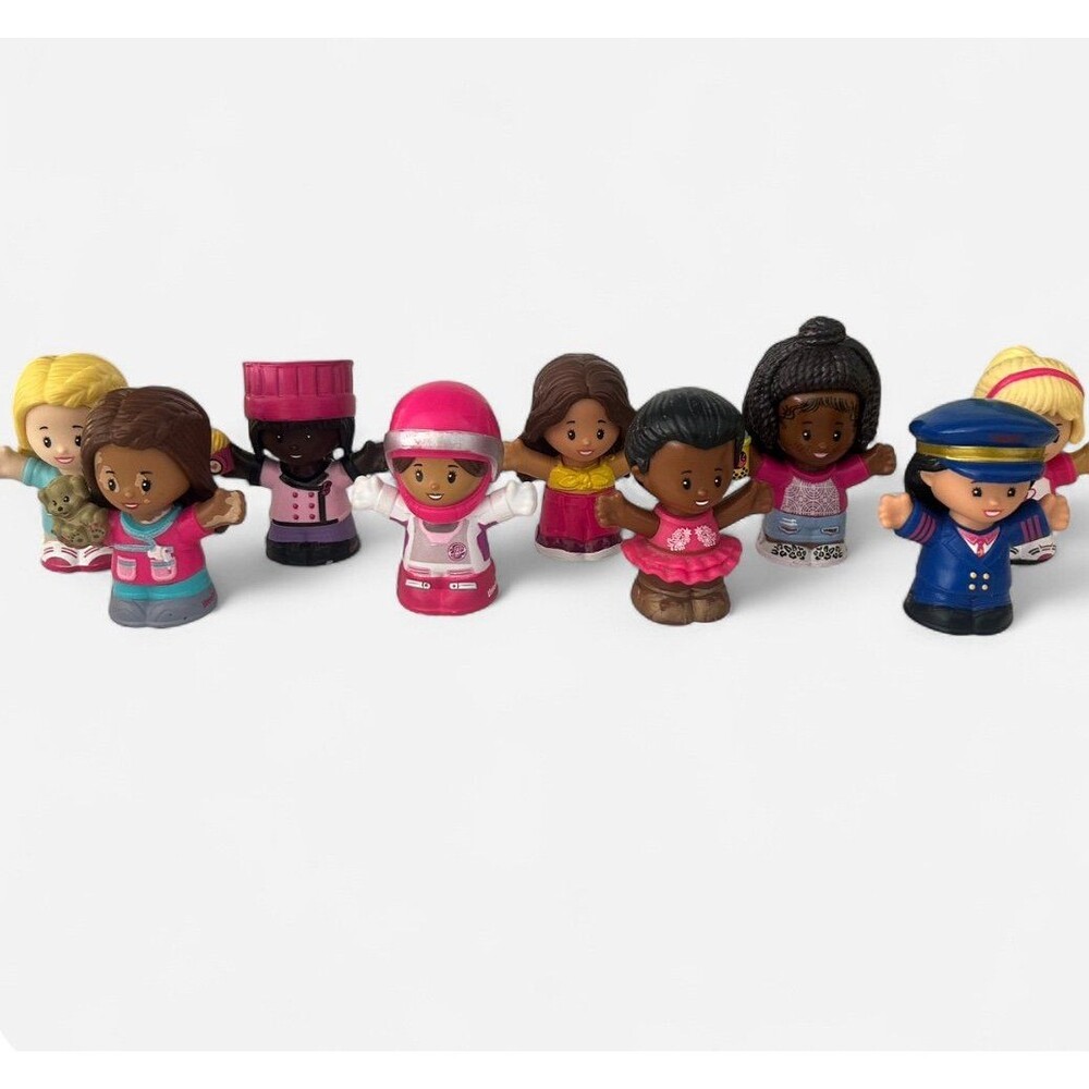 Set of 9 Barbie Little People and 2 cars